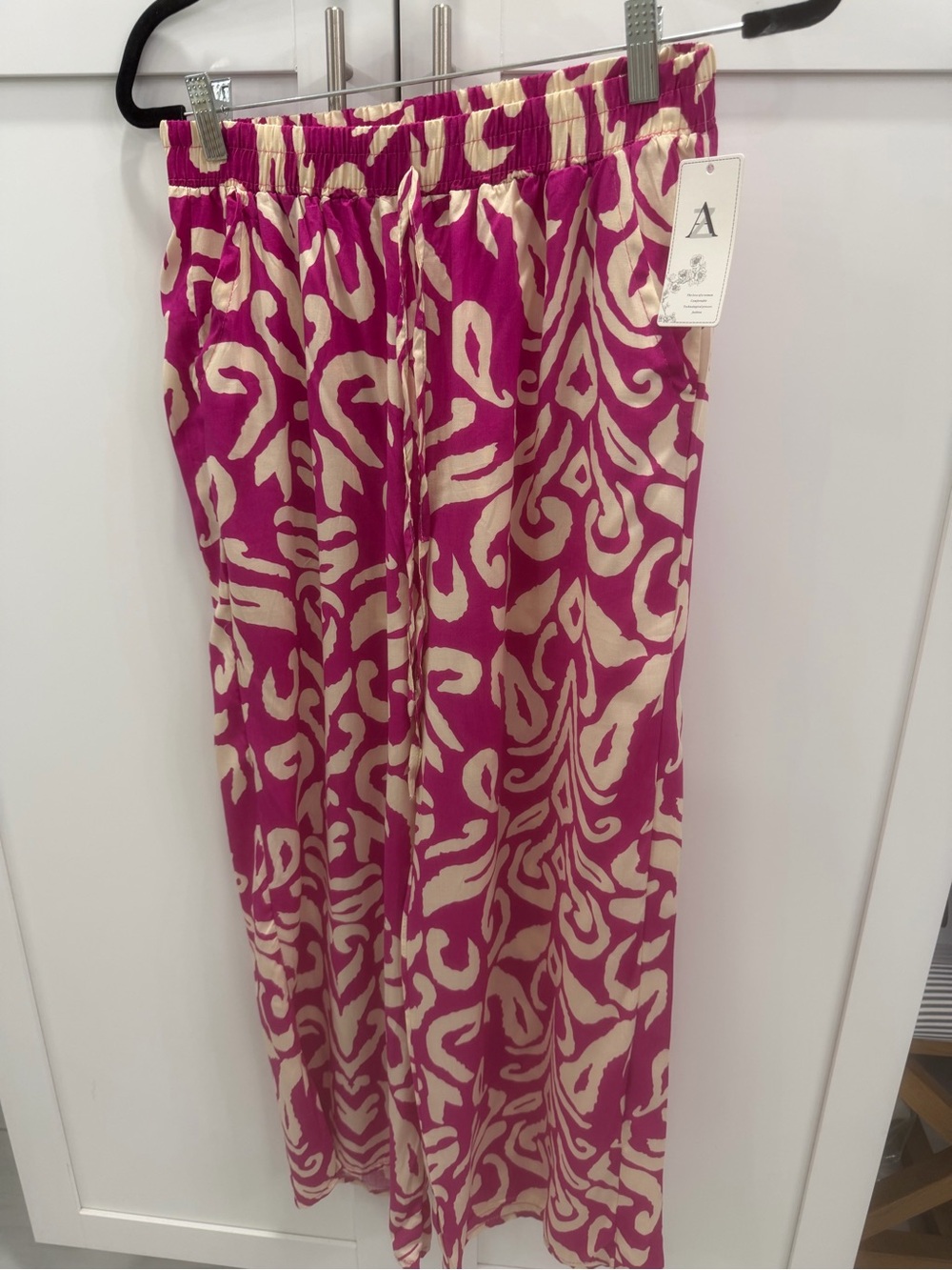 Women’s Wide-Leg Pants in Magenta and Cream — Comfortable Elastic Waist S/M